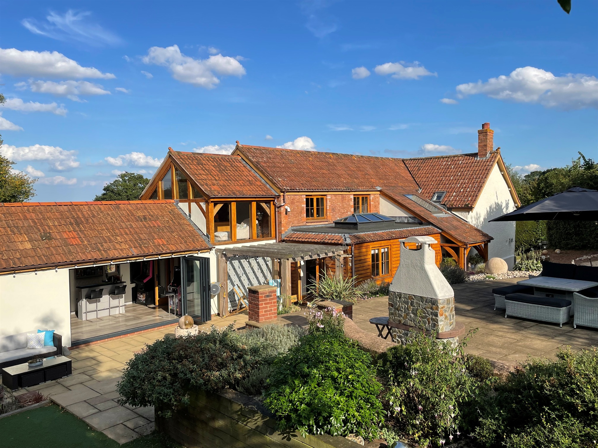 5 bedroom terraced house for sale in London