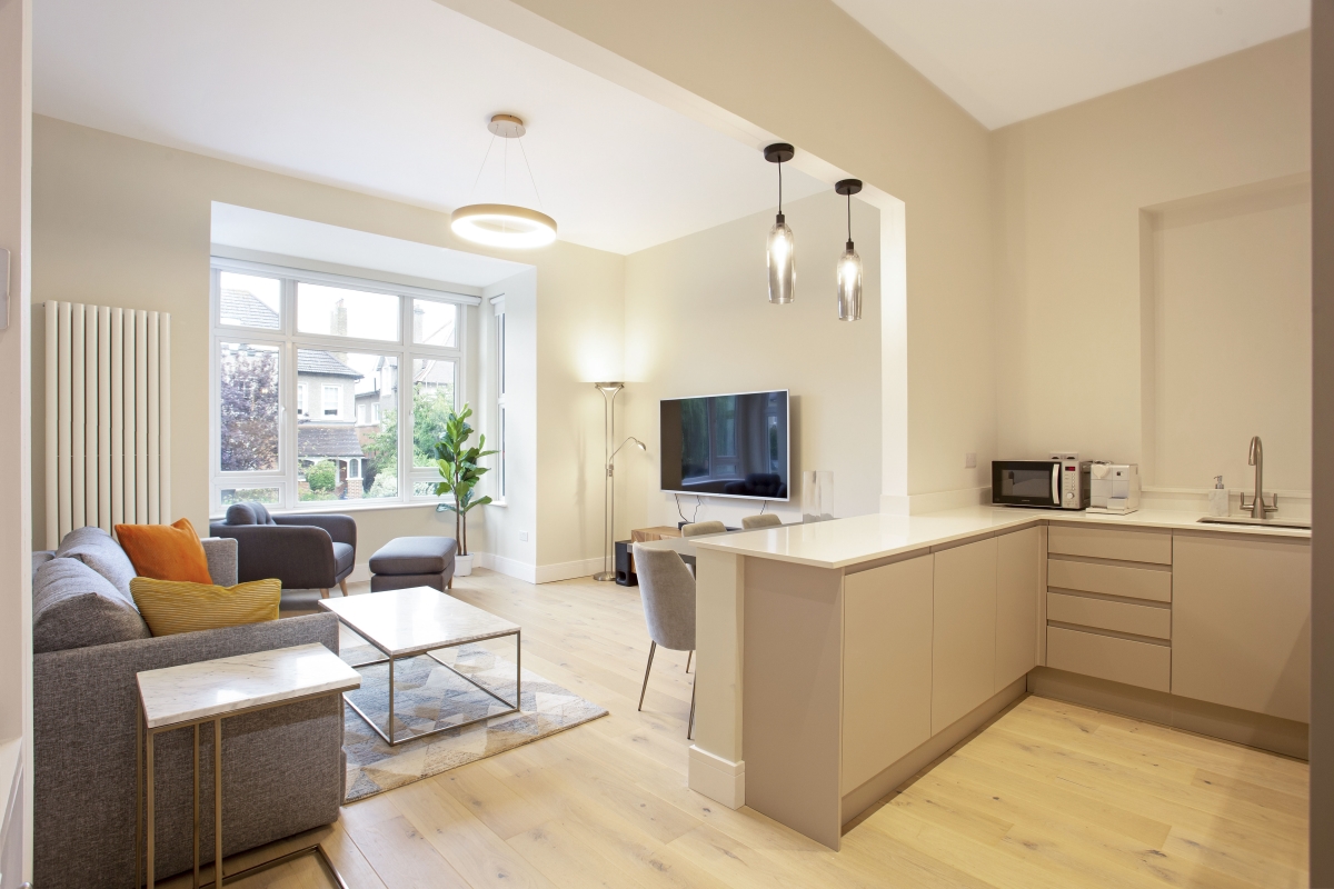 Flat 1, 9, Gloucester Road, Teddington photo 4