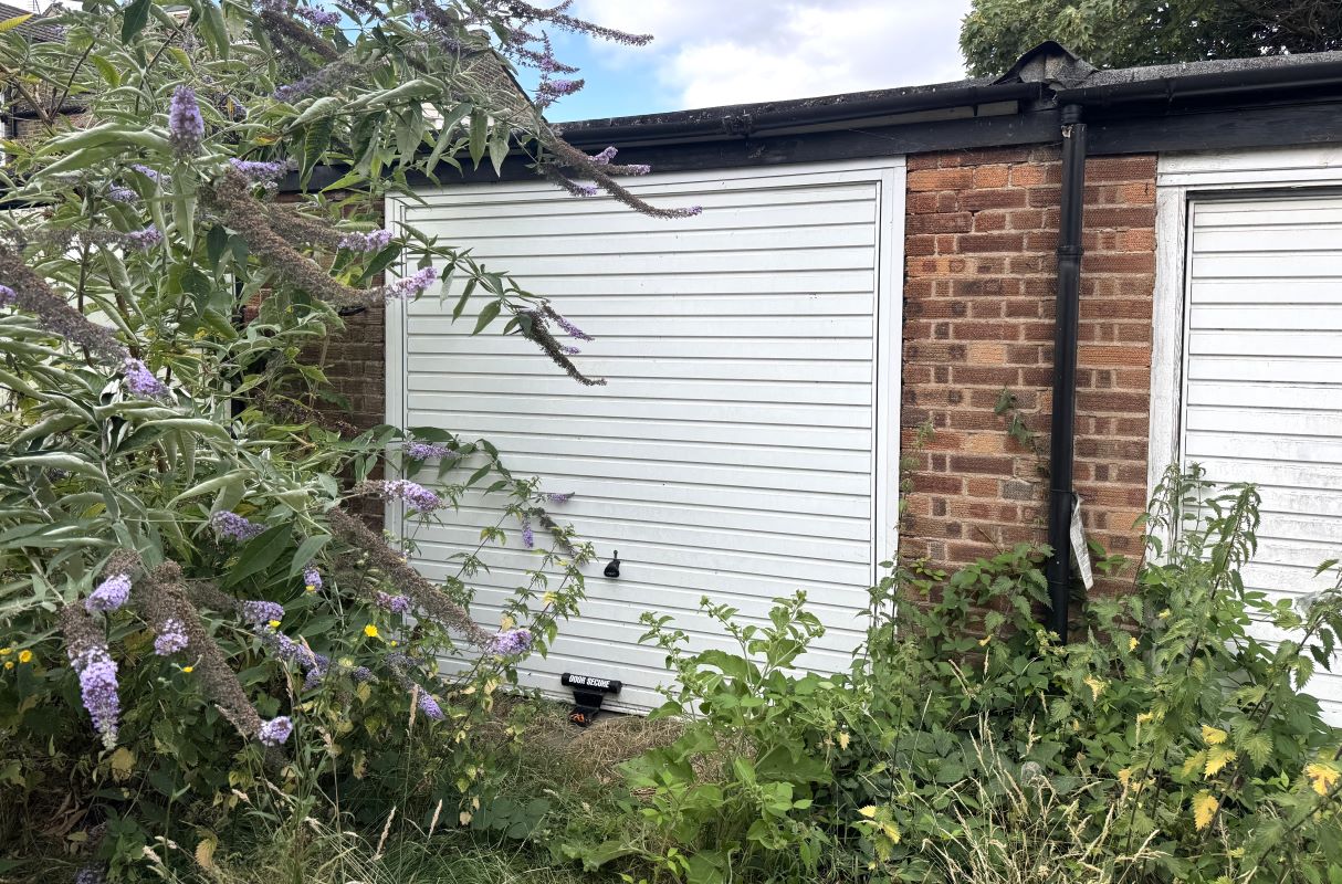 Garage to the South West of, Whipps Cross Road, Wanstead photo 2