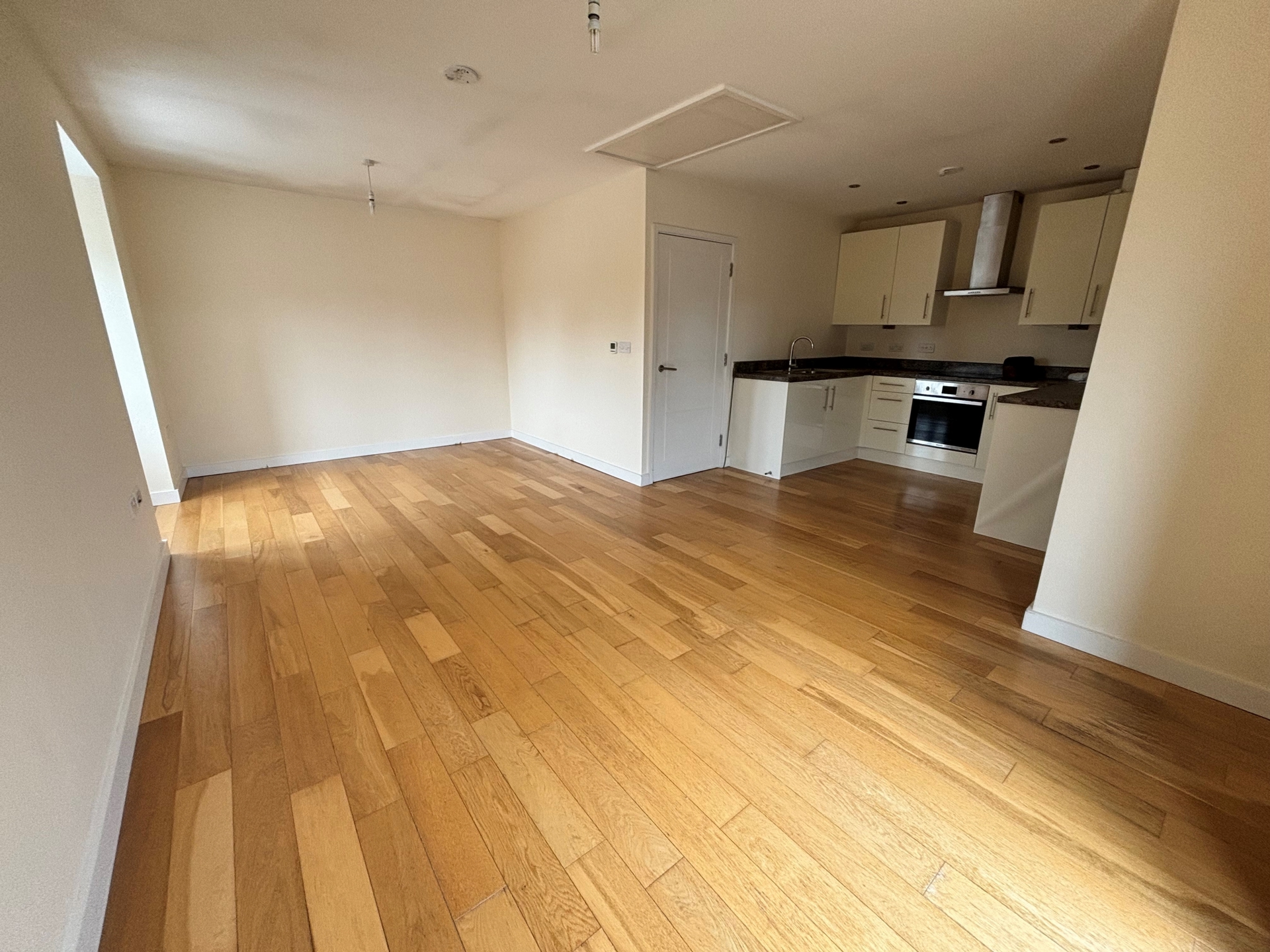 Flat 9 Glenwood Court 63, Lothair Road, Luton photo 5
