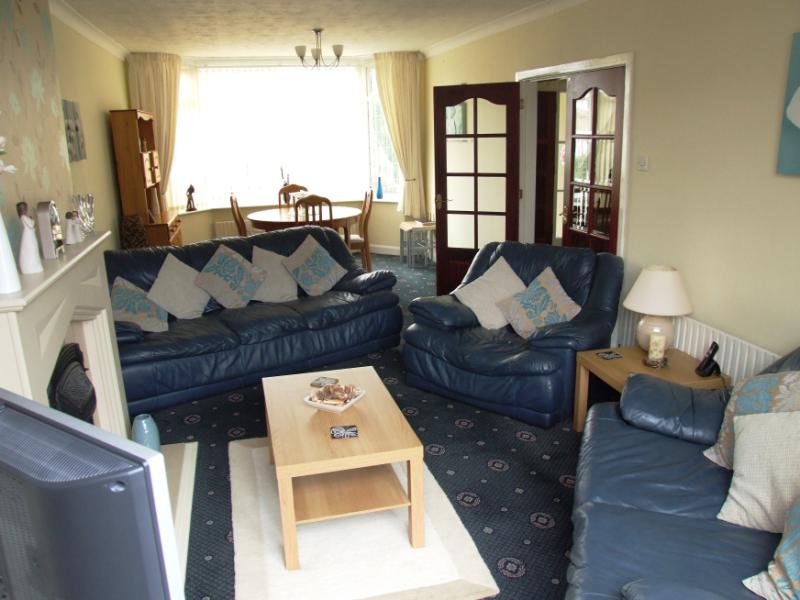 Free property report 11 Hillfield Avenue, Trent Vale, Stokeontrent