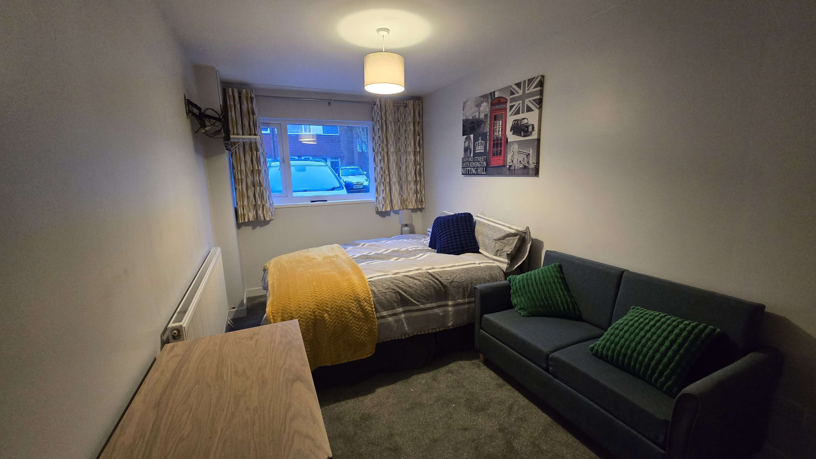 23 Chertsey Close, Luton photo 2