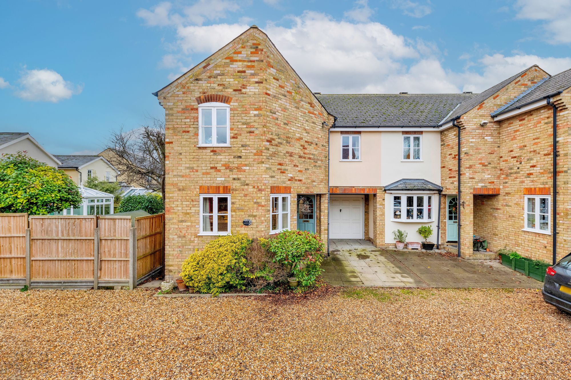 4 bed Semi-Detached House