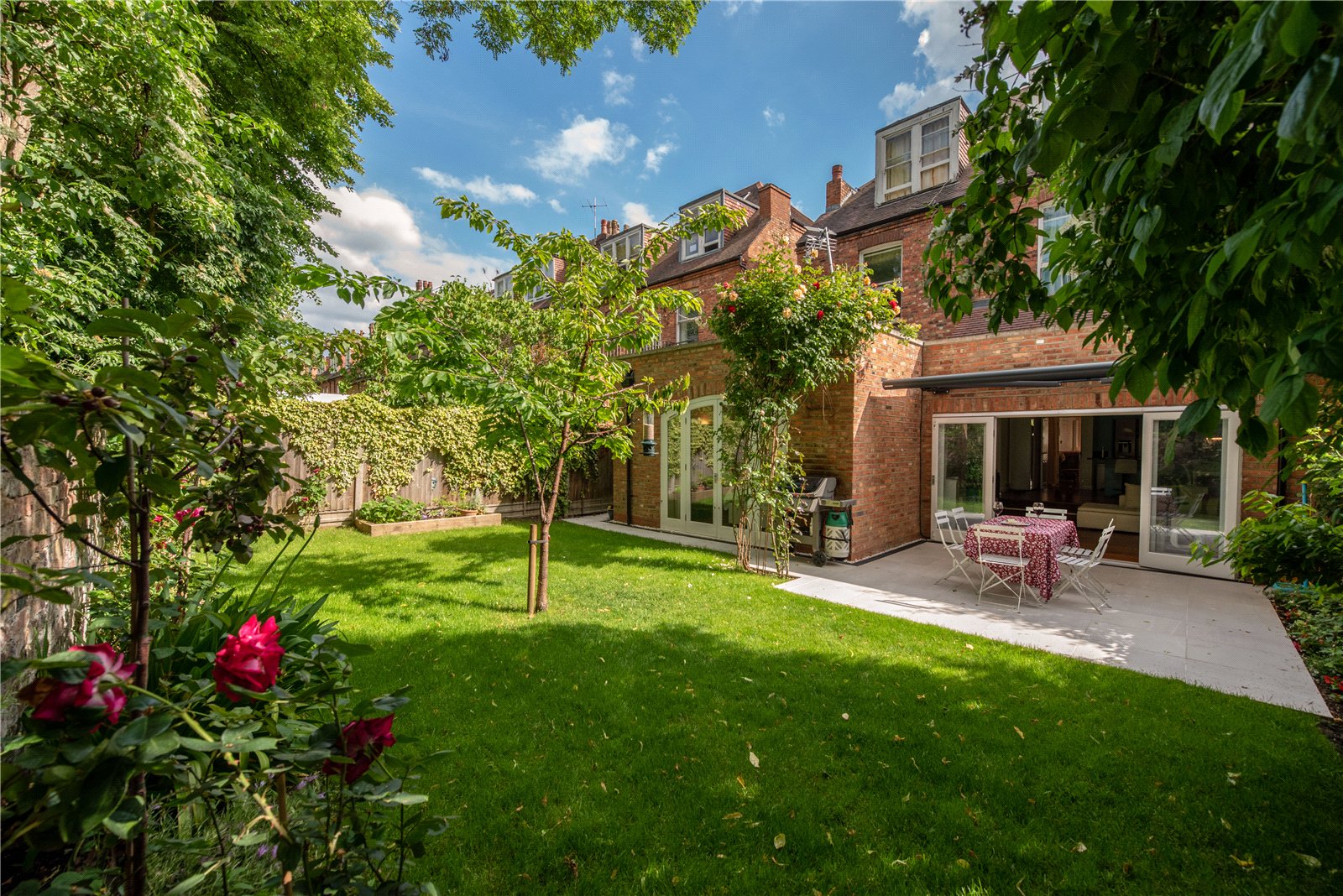 7 bedroom detached house for sale