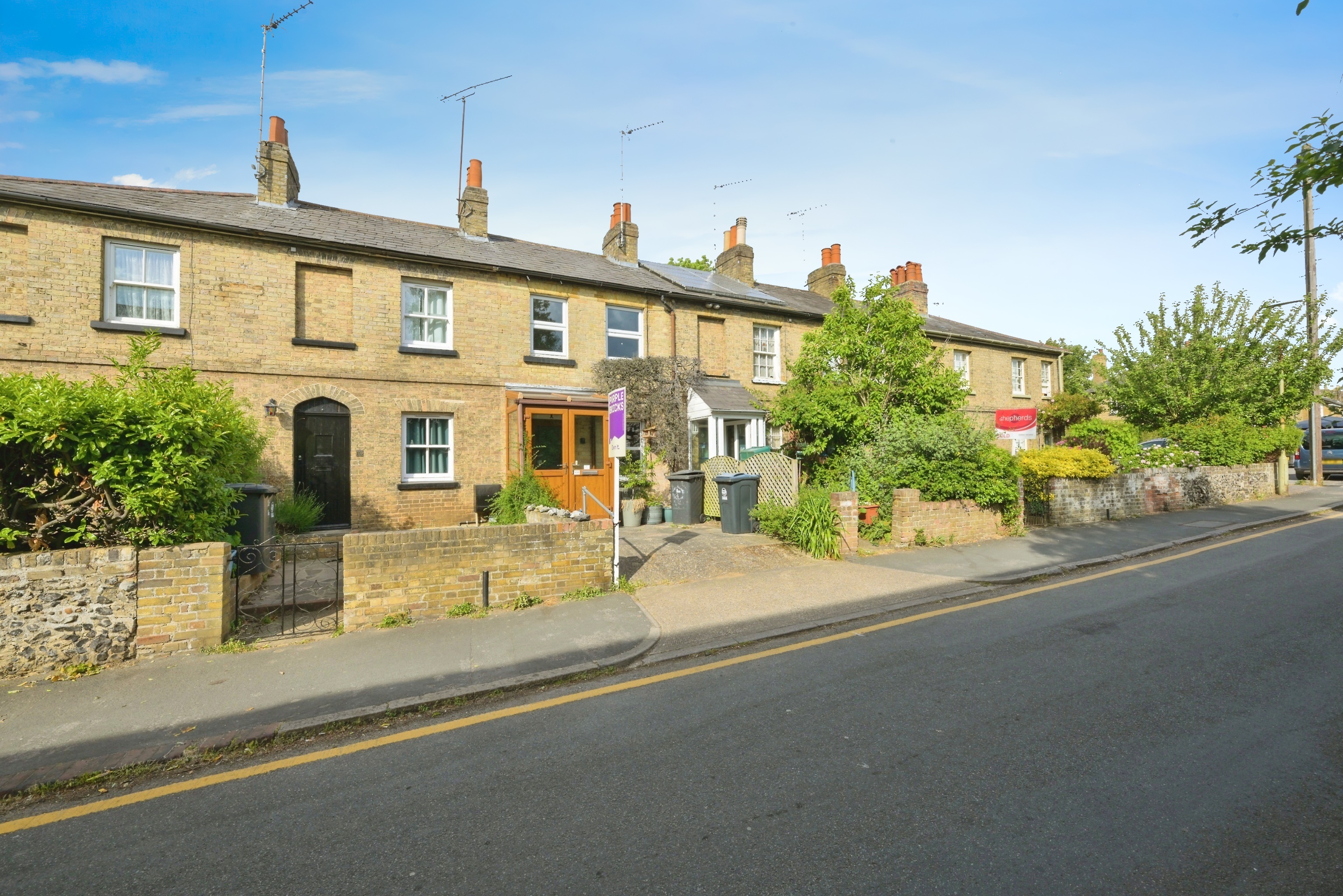 2-bed house on 108, Port Vale, Hertford, £420,000