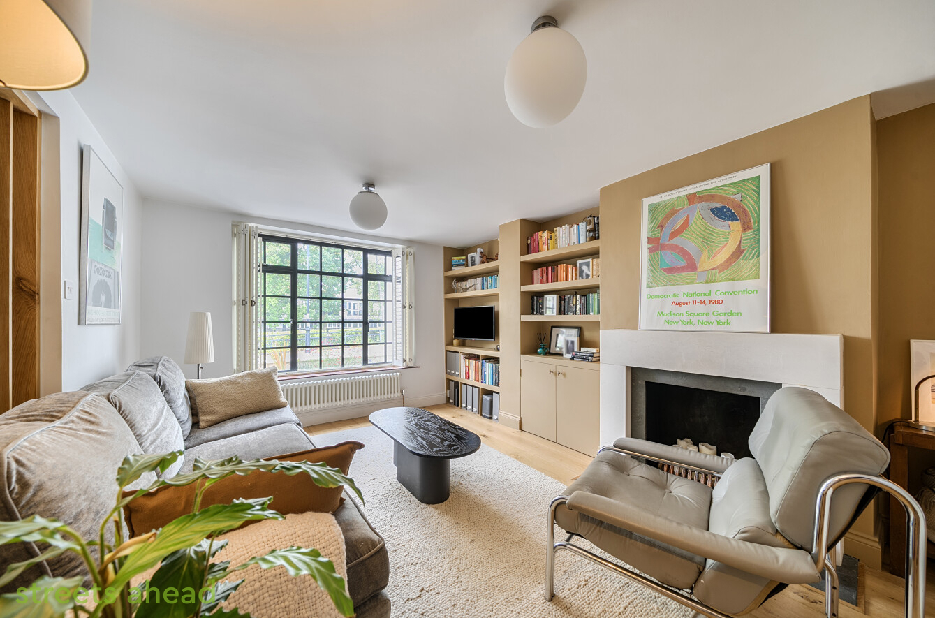 5 bedroom mews house for sale