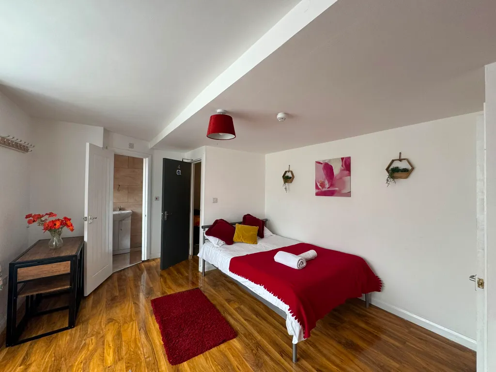 39 ,Maybank Avenue, Wembley photo 5