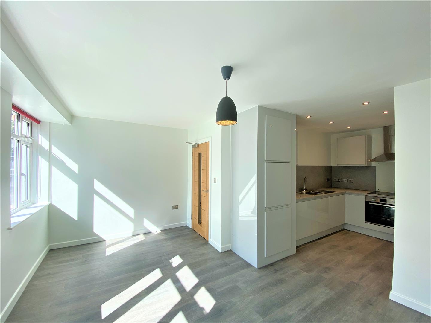 4 John Thornton House, 1A, The Burges, Coventry photo 5