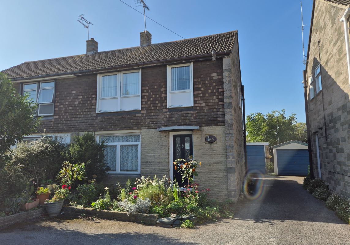 10, Falmouth Road, Chelmsford photo 2