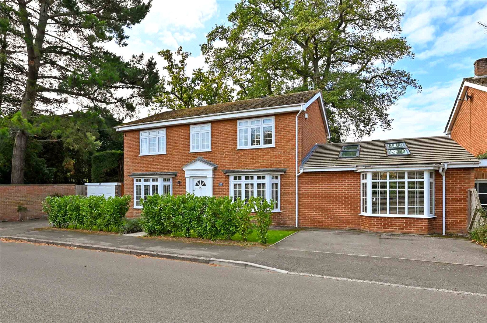 3 bedroom flat for sale