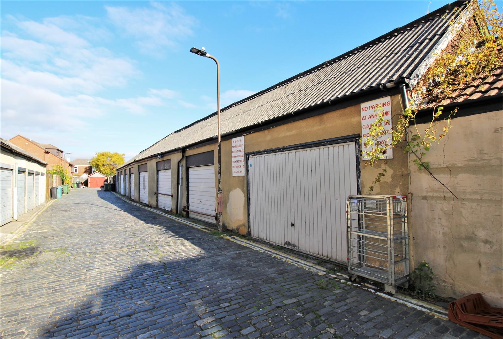 Garages 1-14, Wish Place, Southsea photo 5