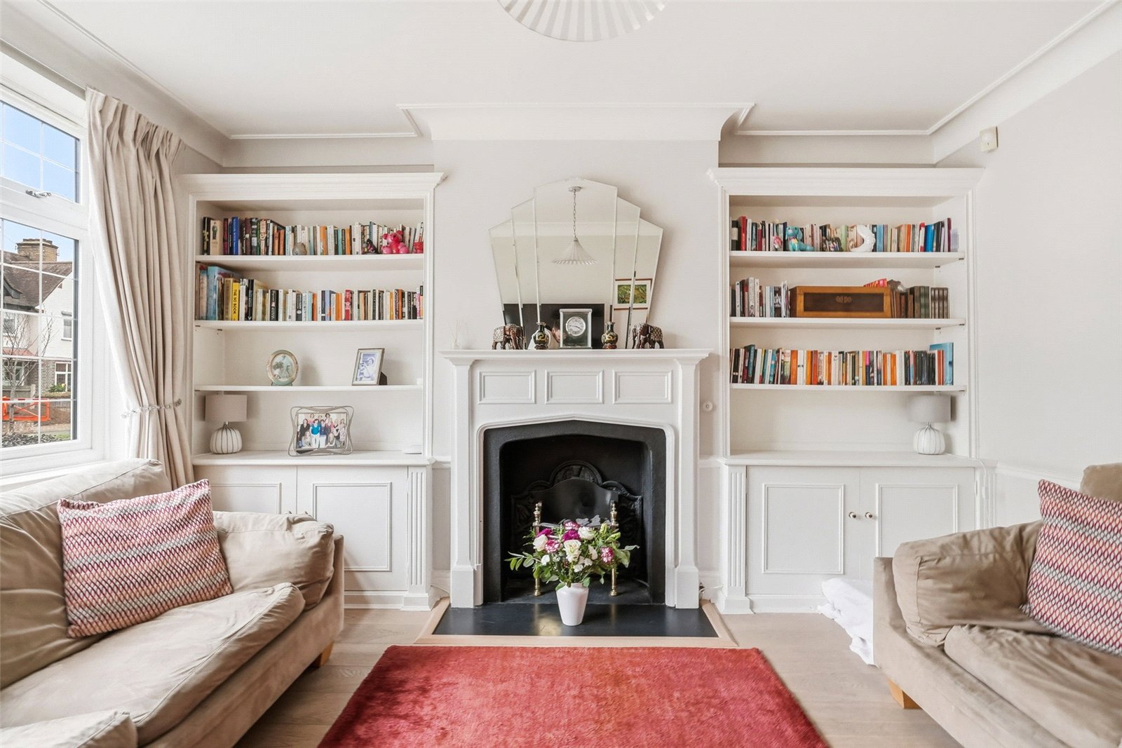 4 bedroom semi-detached house for sale 0