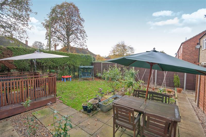 Free property report 187 Lovell Gardens, Watton, IP25 6UH Chimnie