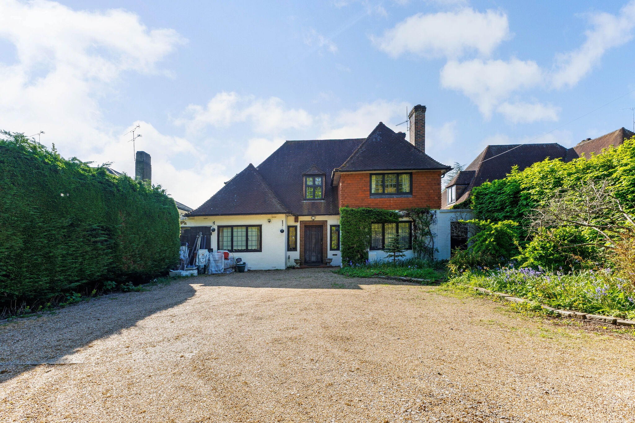 4 bedroom detached house for sale 0