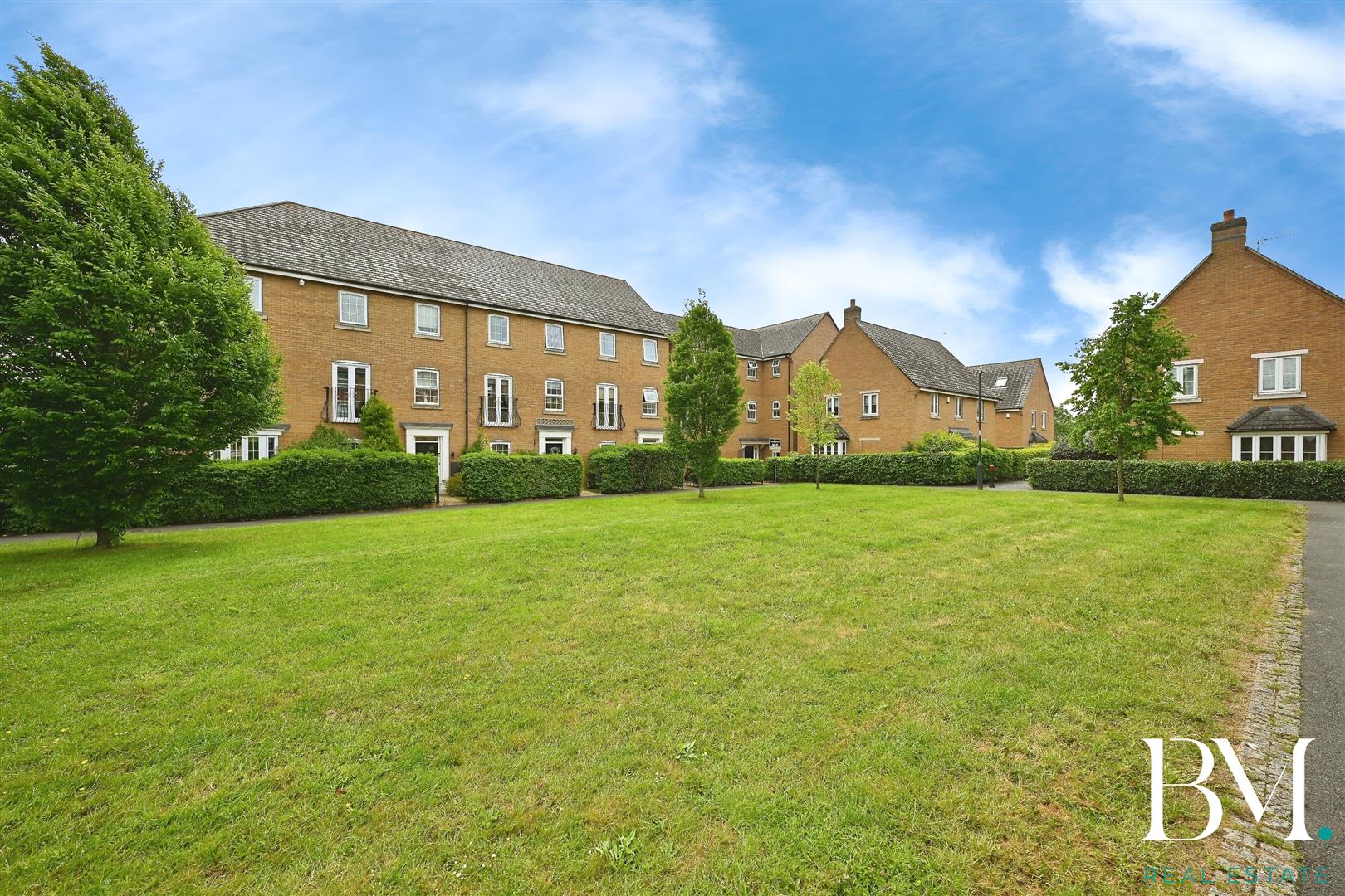 72, Crackthorne Drive, Rugby photo 3