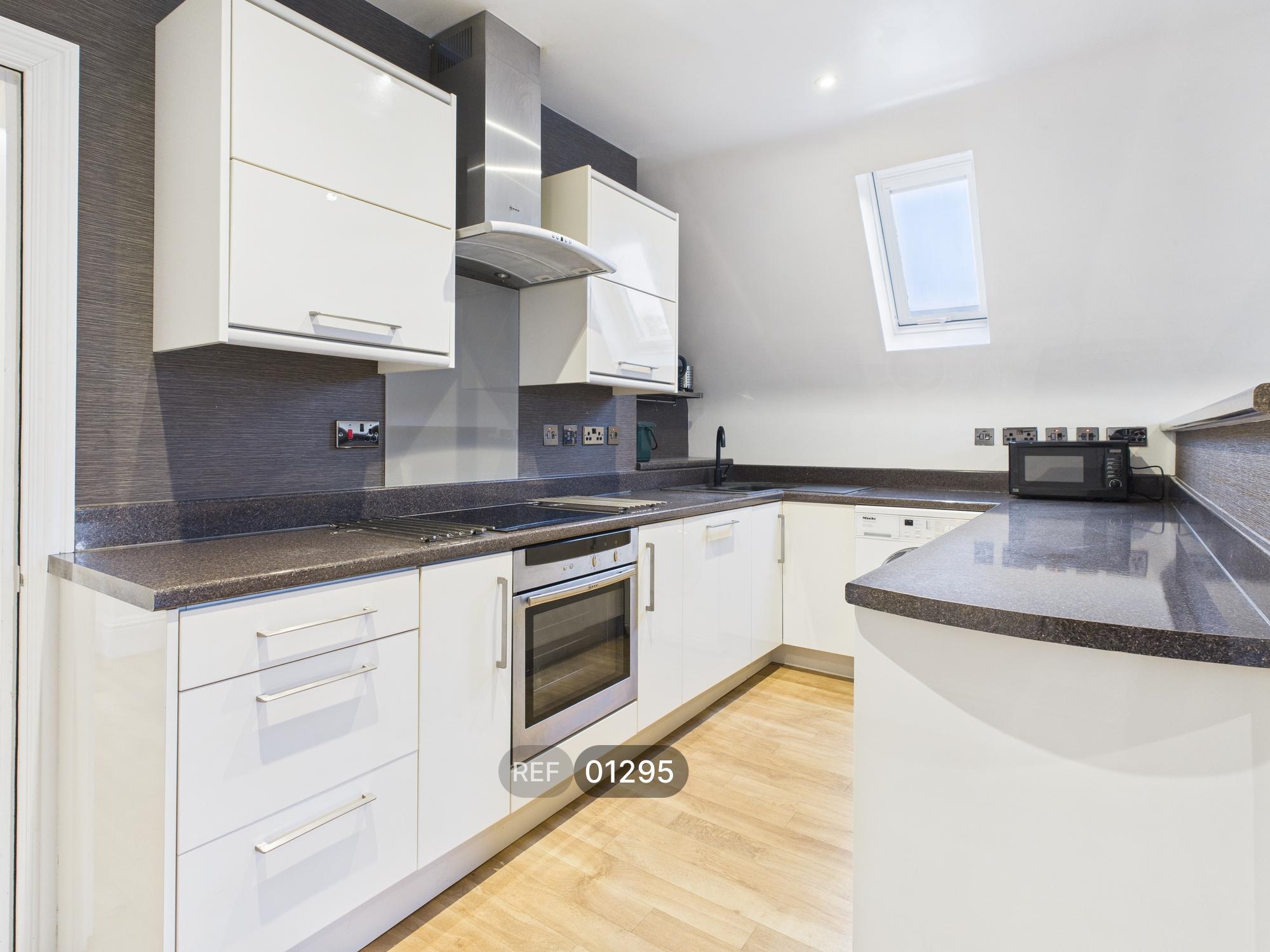 Flat 6, 53 Pearson Park, Hull, HU5 2TG - listing photo