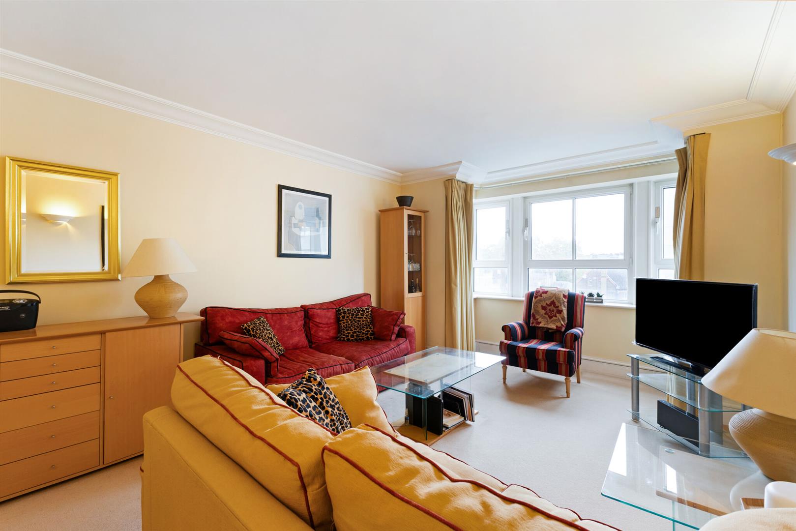 2 bedroom flat for sale 0