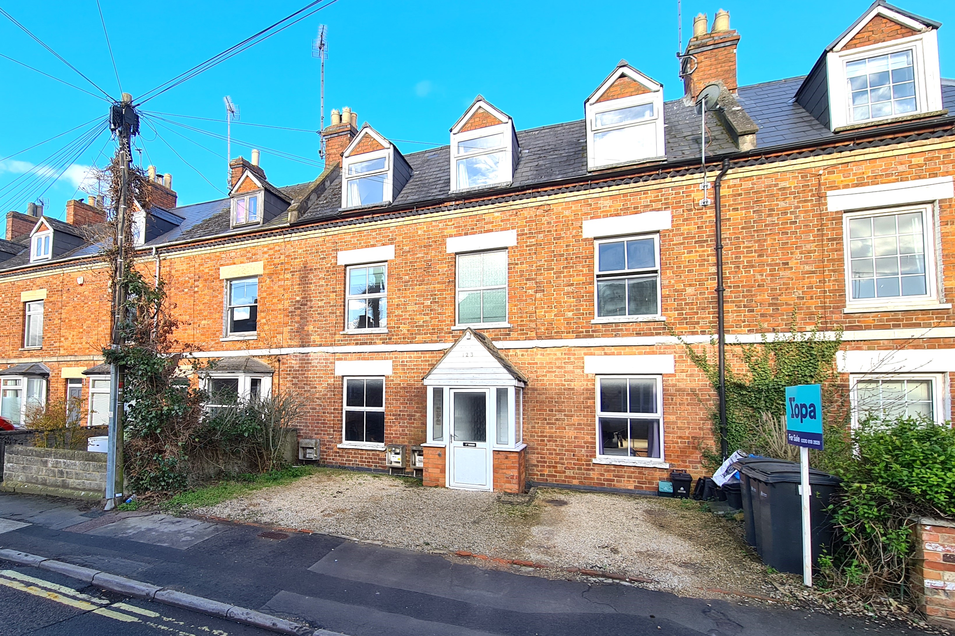 3-bed house on 123, Victoria Road, Cirencester, £425,000