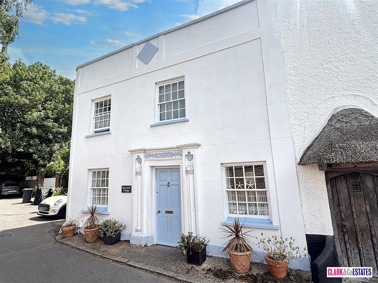 3 bedroom flat for sale