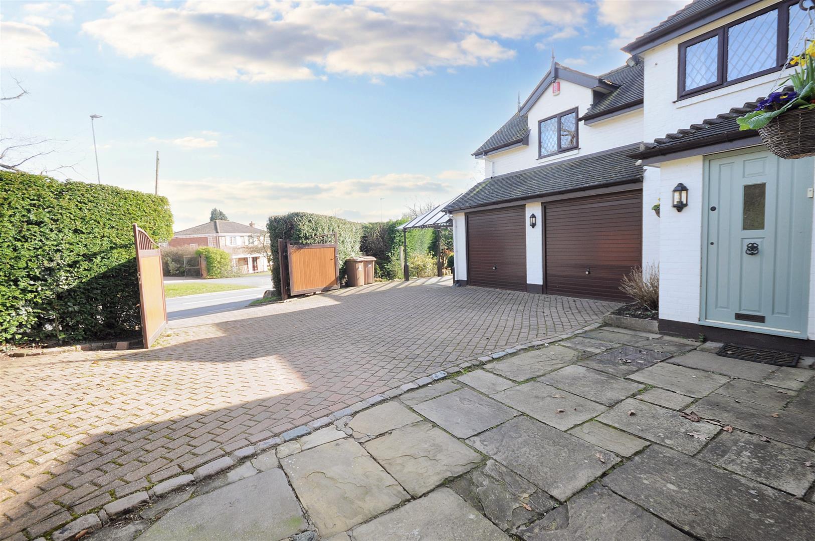 192, Barlaston Old Road, Stoke-On-Trent photo 4