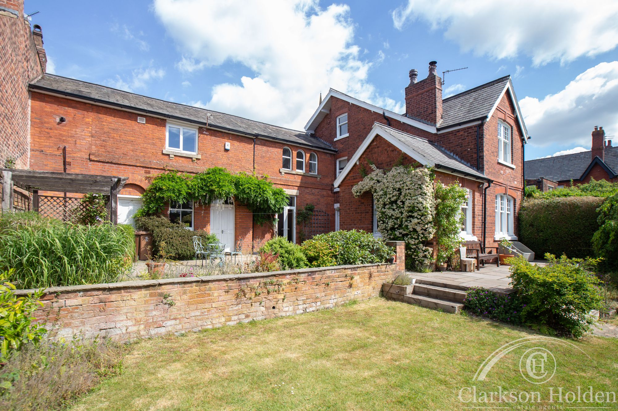 4-bed semi-detached on 26 Higher Bank Road, Preston, £460,000