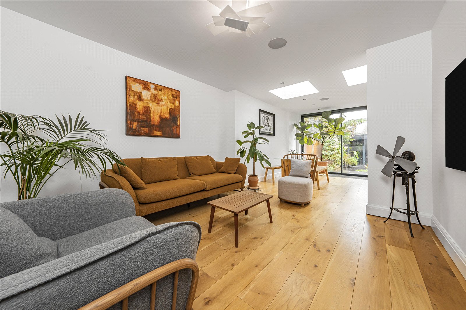 4 bedroom terraced house for sale 0