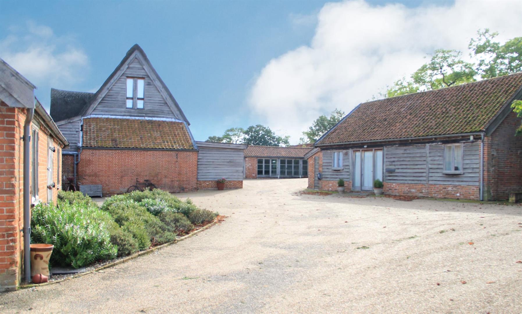15 bedroom property for sale 0