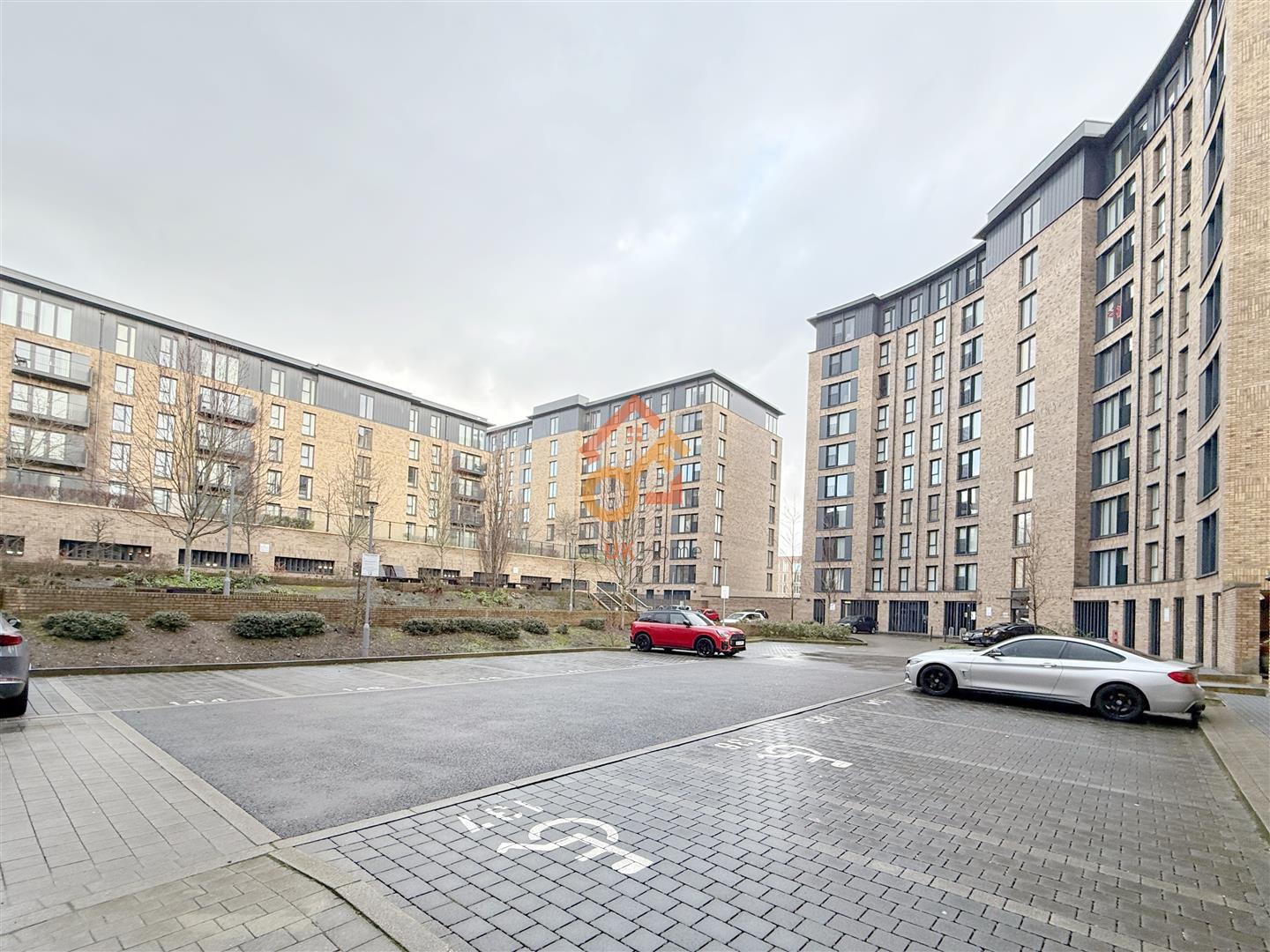 Complete, Parking only-Bay170, Lincoln Apartments, 3 Lexington Gardens, Birmingham photo 4