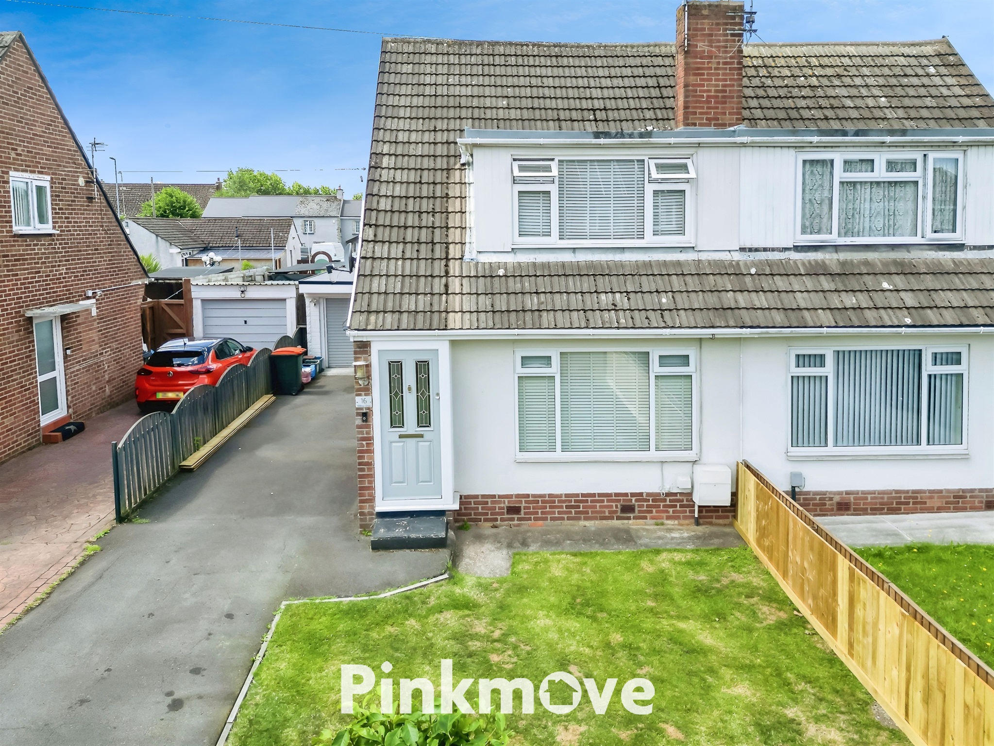 3-bed semi-detached on 16, Willow Close, Newport, £250,000