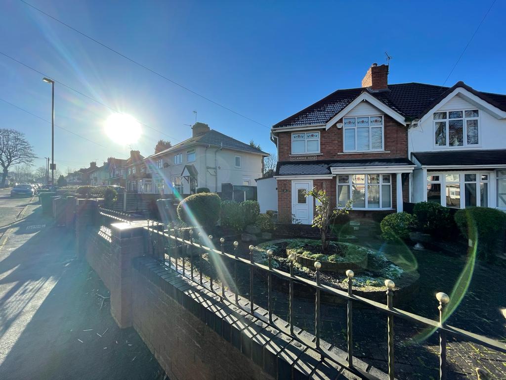 Sycamore Road, Delves, Walsall WS5, 3 bedroom semidetached house for