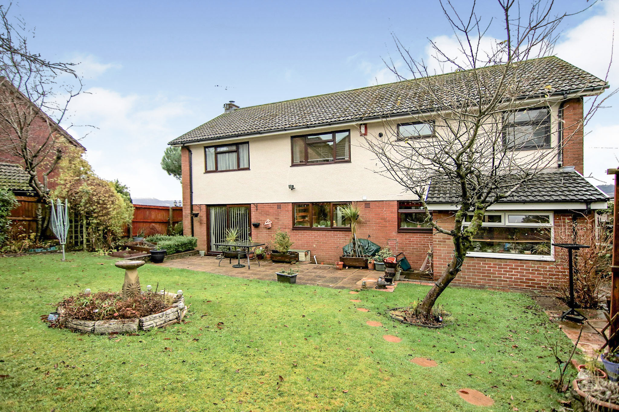 Free property report 5 Pentwyn Isaf, Penyrheol, Caerphilly, CF83 2NR