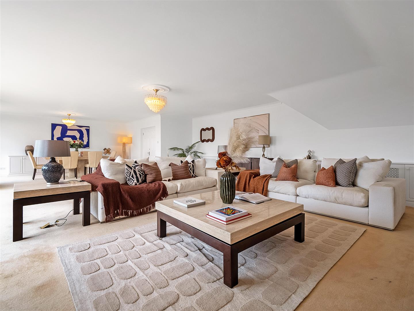 3 bedroom flat for sale 0