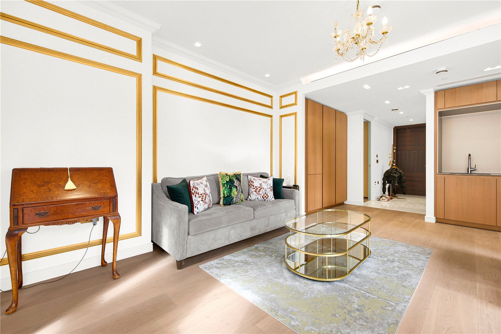 Apartment E104,, Lincoln Square, London photo 4