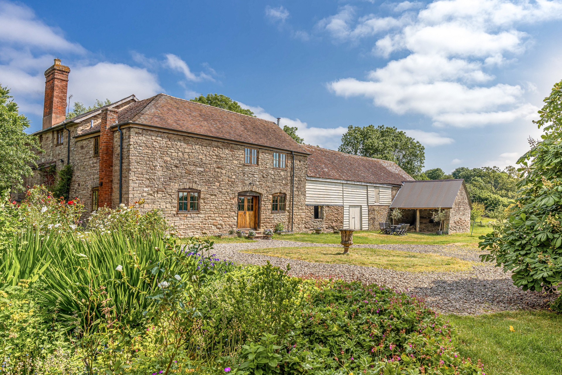 6 bedroom terraced house for sale