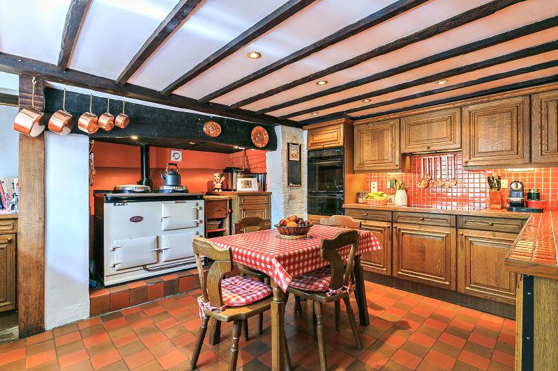 Photos of Quinton Road, Sittingbourne, Kent ME10 61734094 PrimeLocation