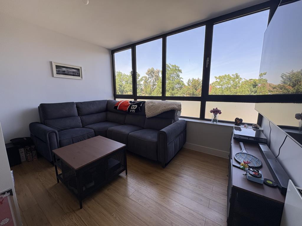 Flat 11 Grandera House, Staines Road West, Sunbury-on-thames photo 5