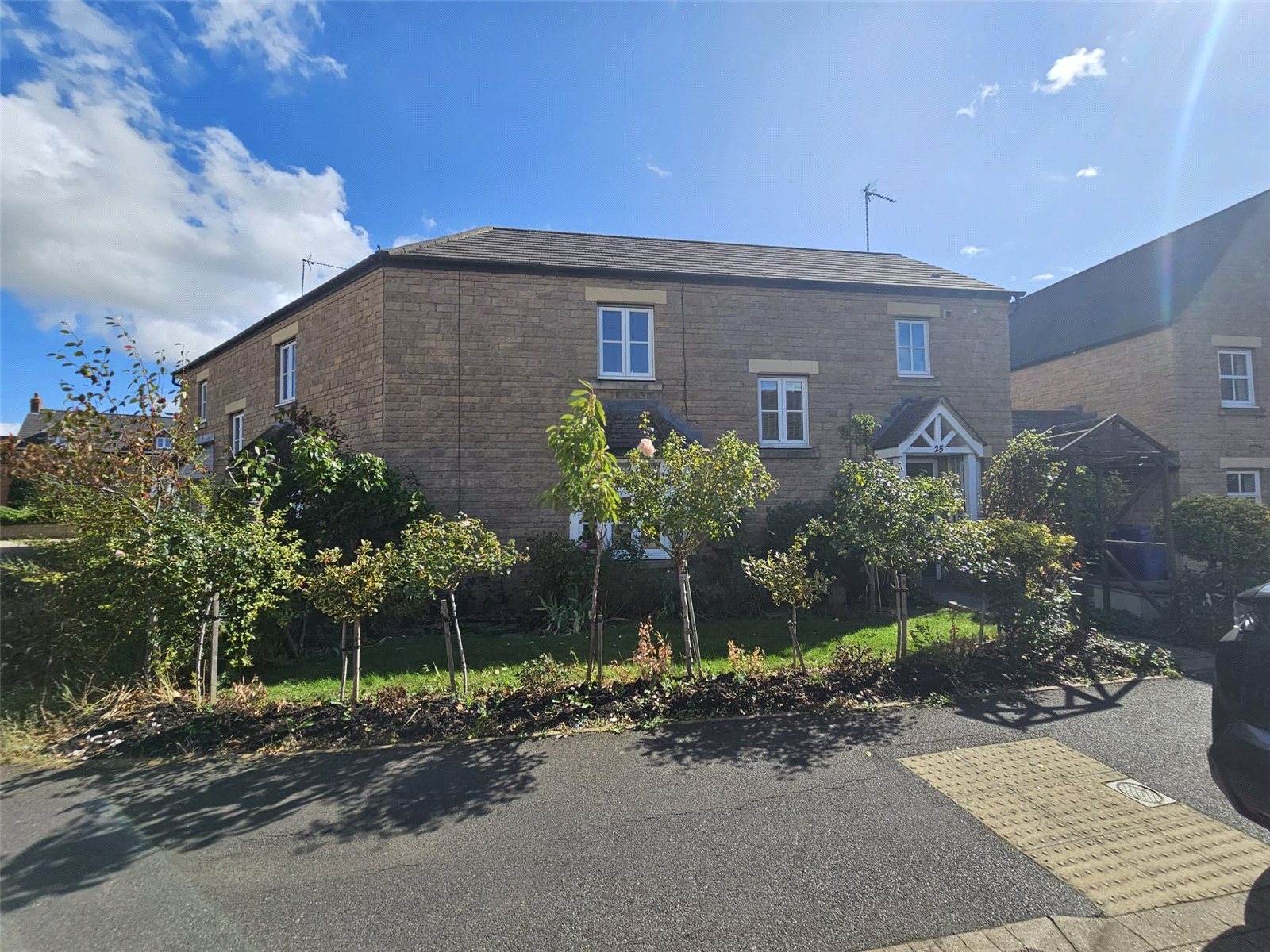 25, Lapsley Drive, Oxfordshire photo 3