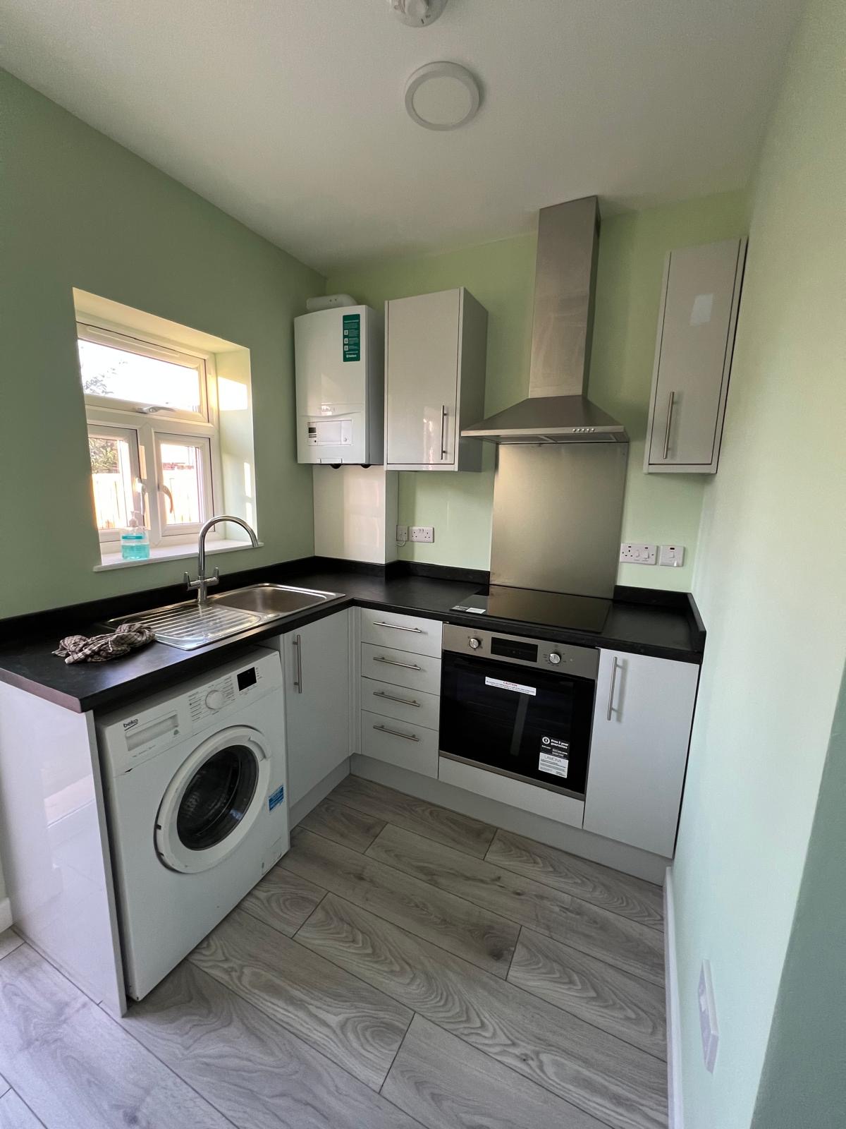 X, Chelmer Crescent, Barking photo 4