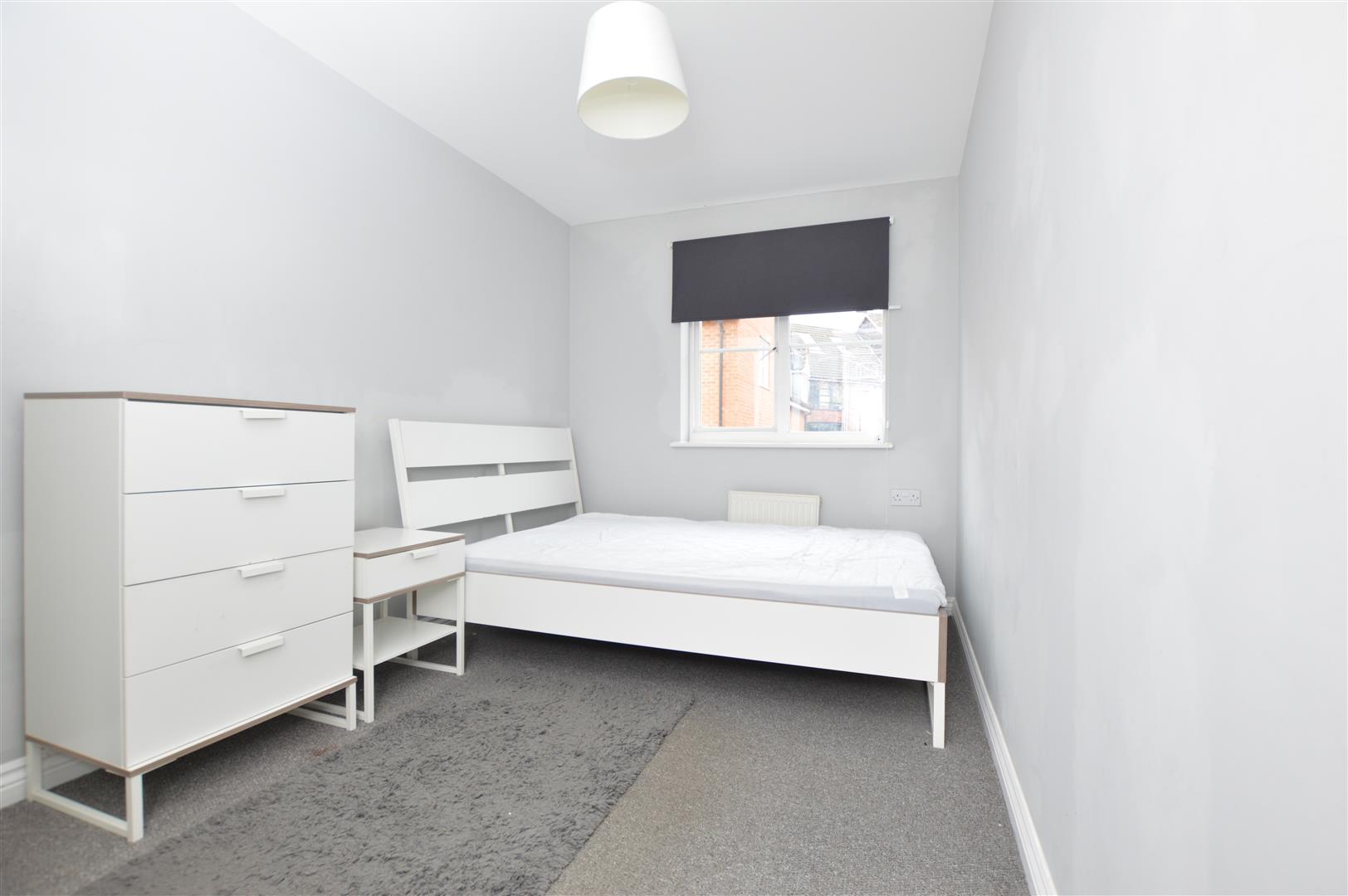 Room 1, 6, Attoe Walk, Norwich photo 5