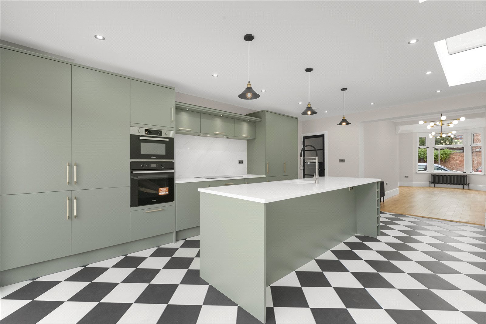 5 bedroom terraced house for sale 0