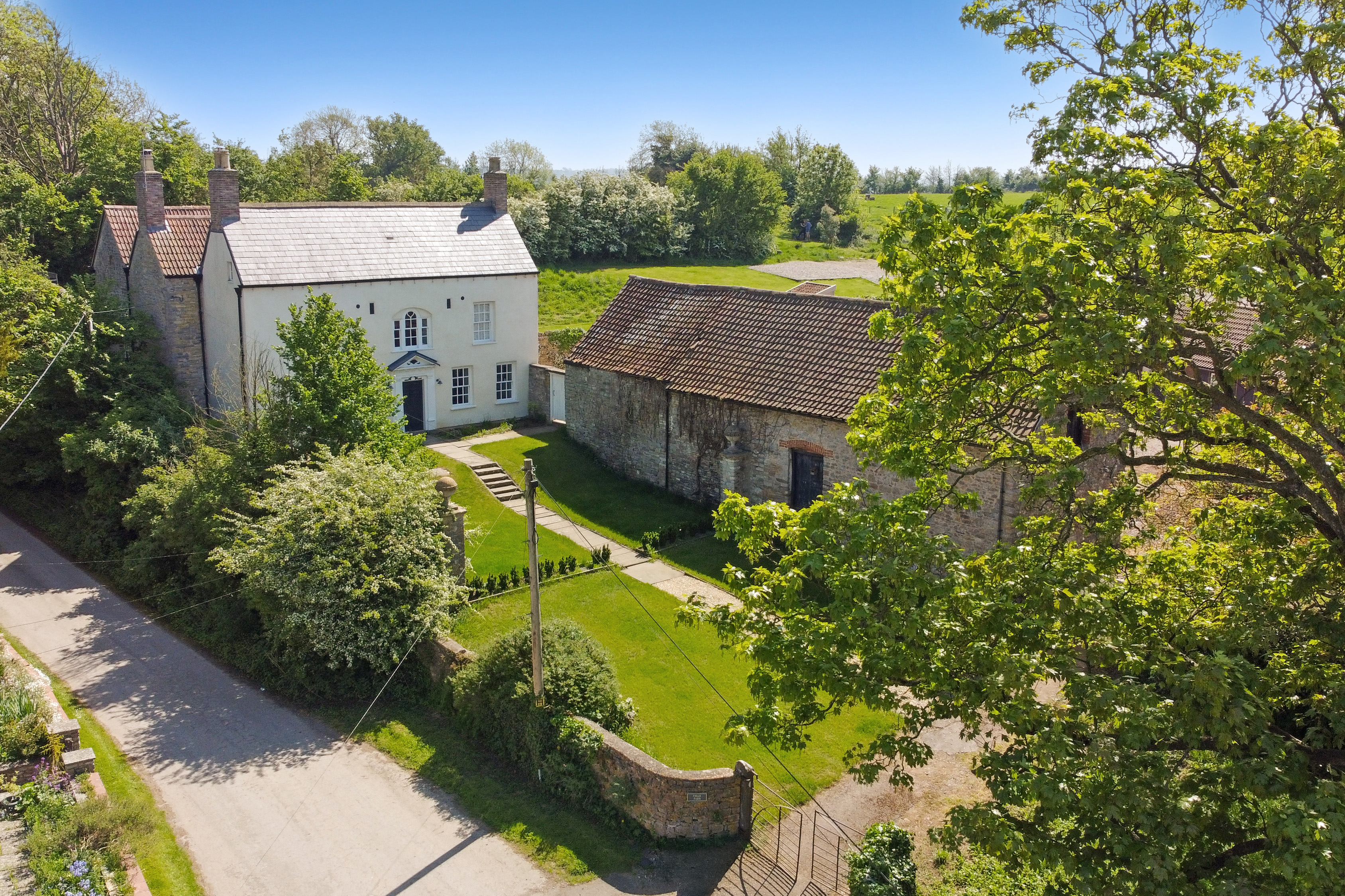 3 bedroom flat for sale