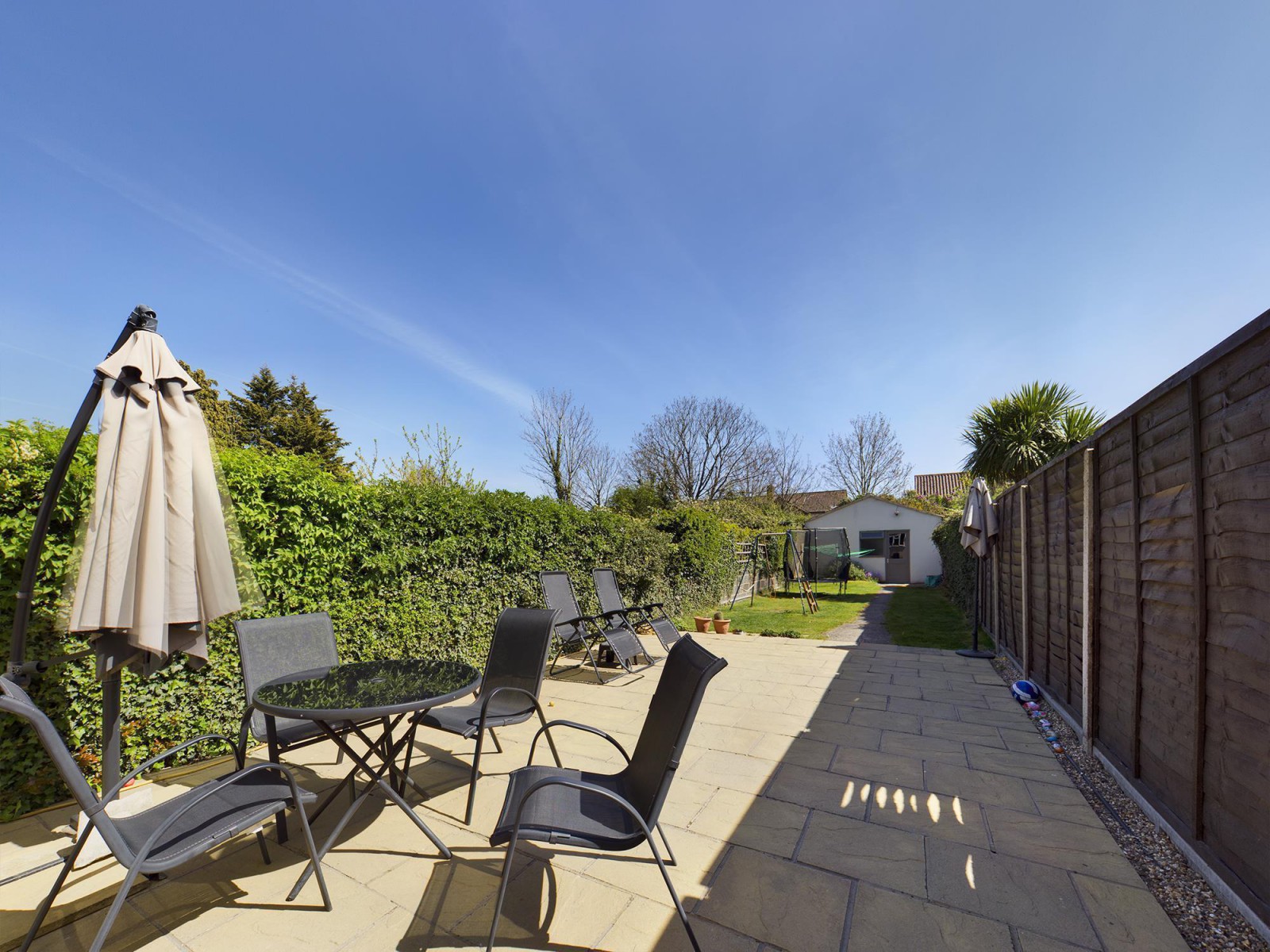 Free property report 22 Sunningdale Avenue, Feltham, TW13 5JT Chimnie