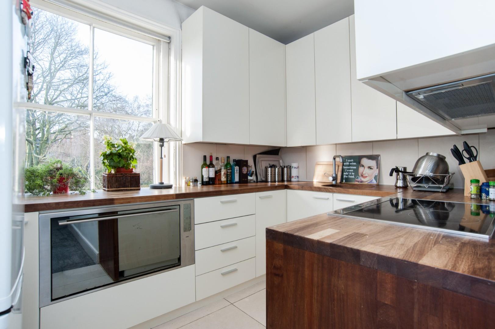 2 bedroom flat for sale 0