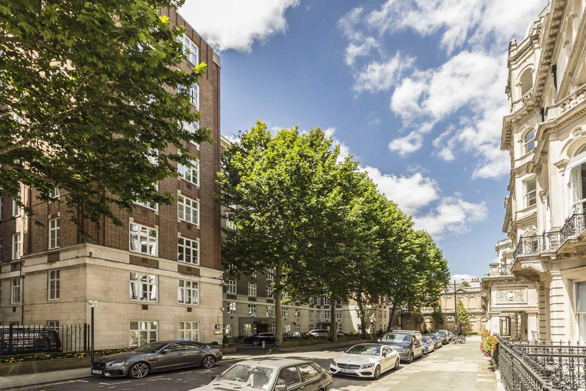 2 bedroom flat for sale 0