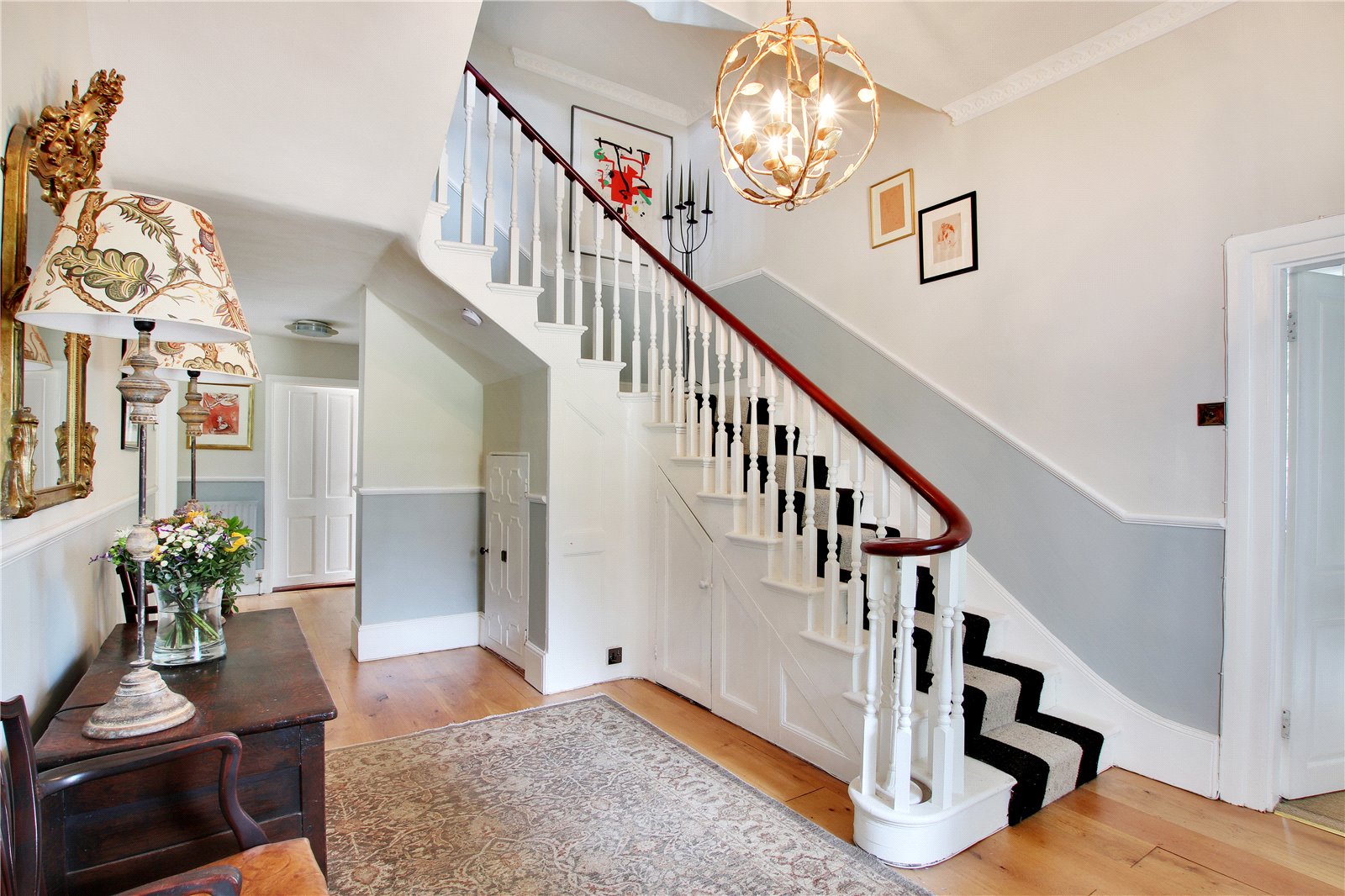 5 bedroom detached house for sale 0