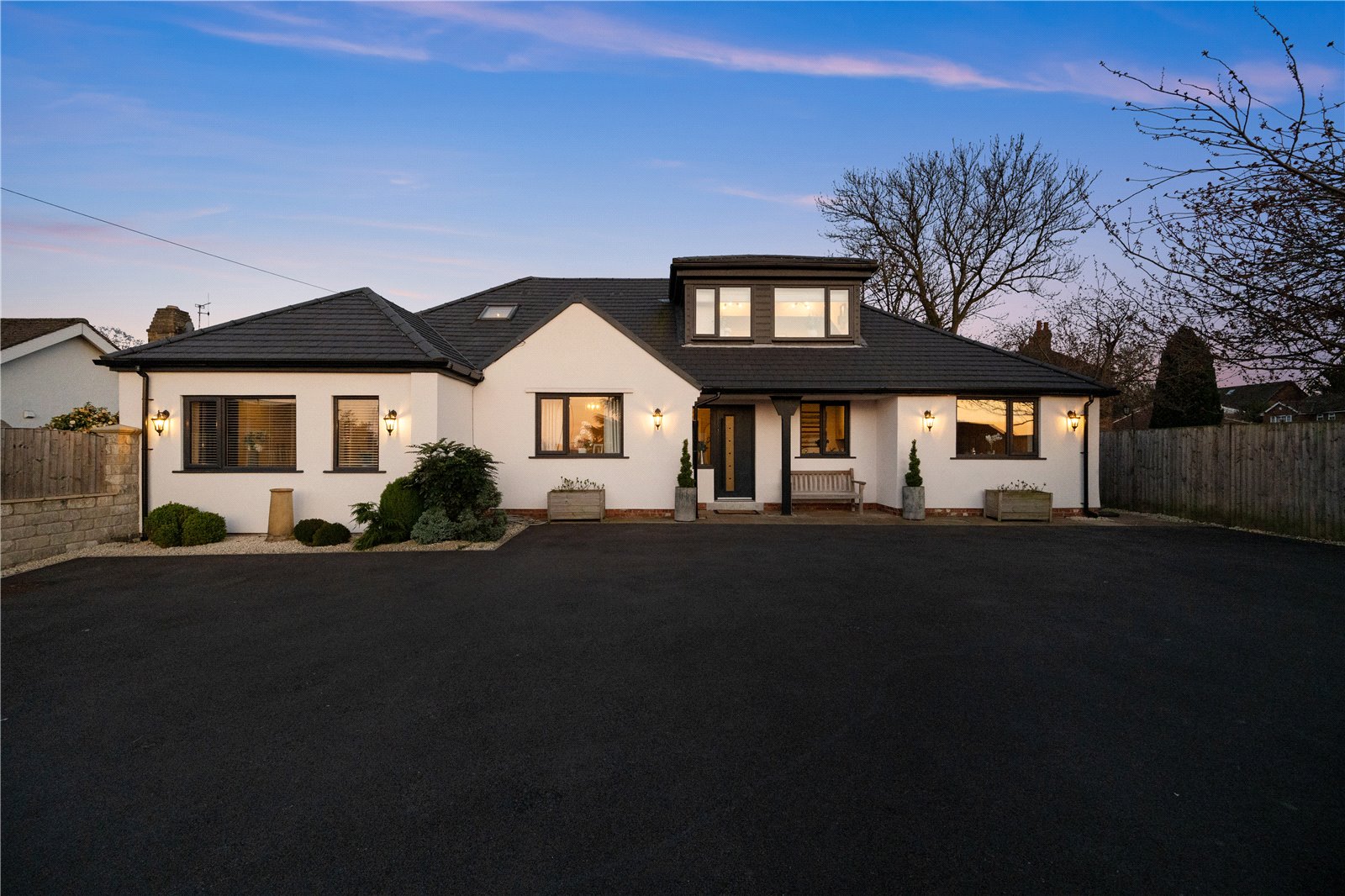 5 bedroom terraced house for sale in London