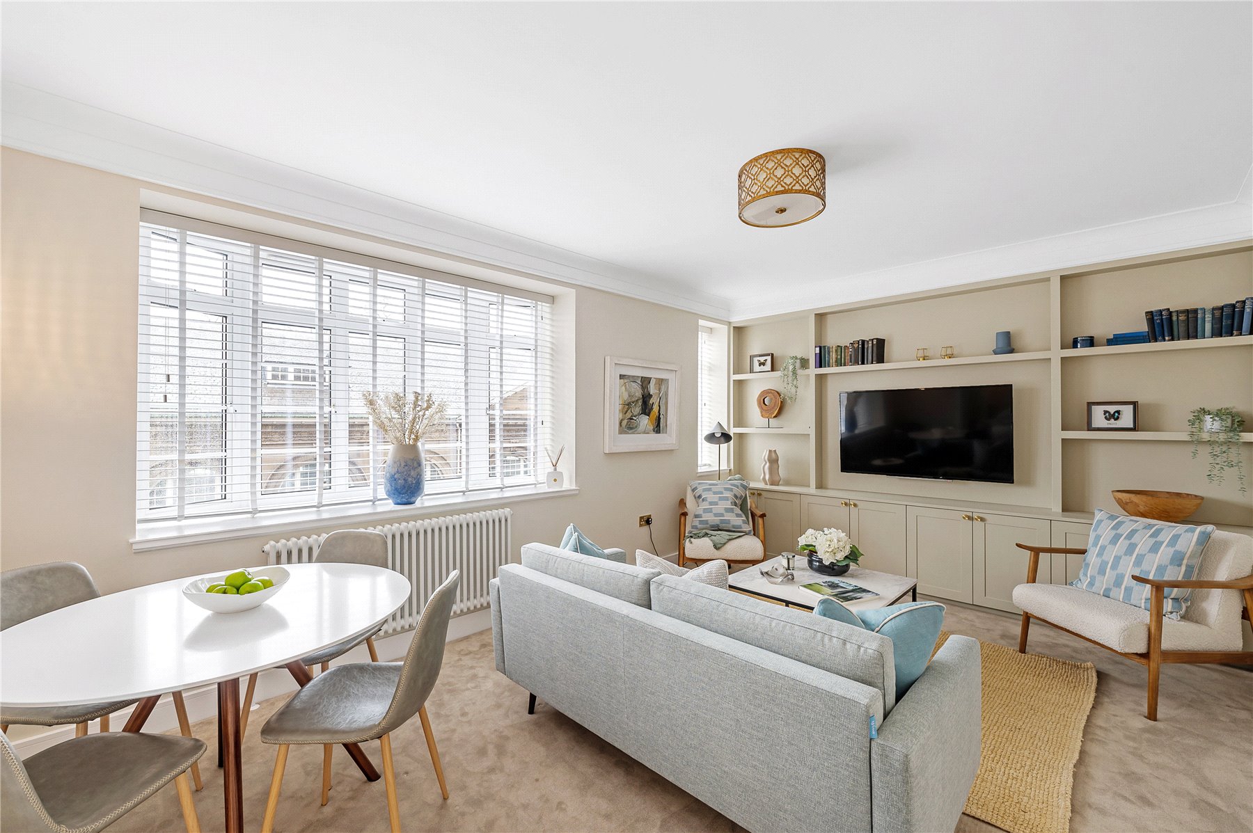 3 bedroom flat for sale 0