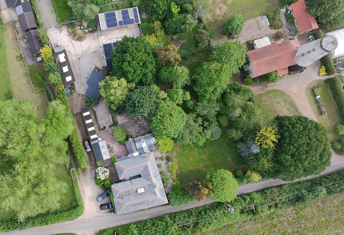 7 bedroom detached house for sale 0