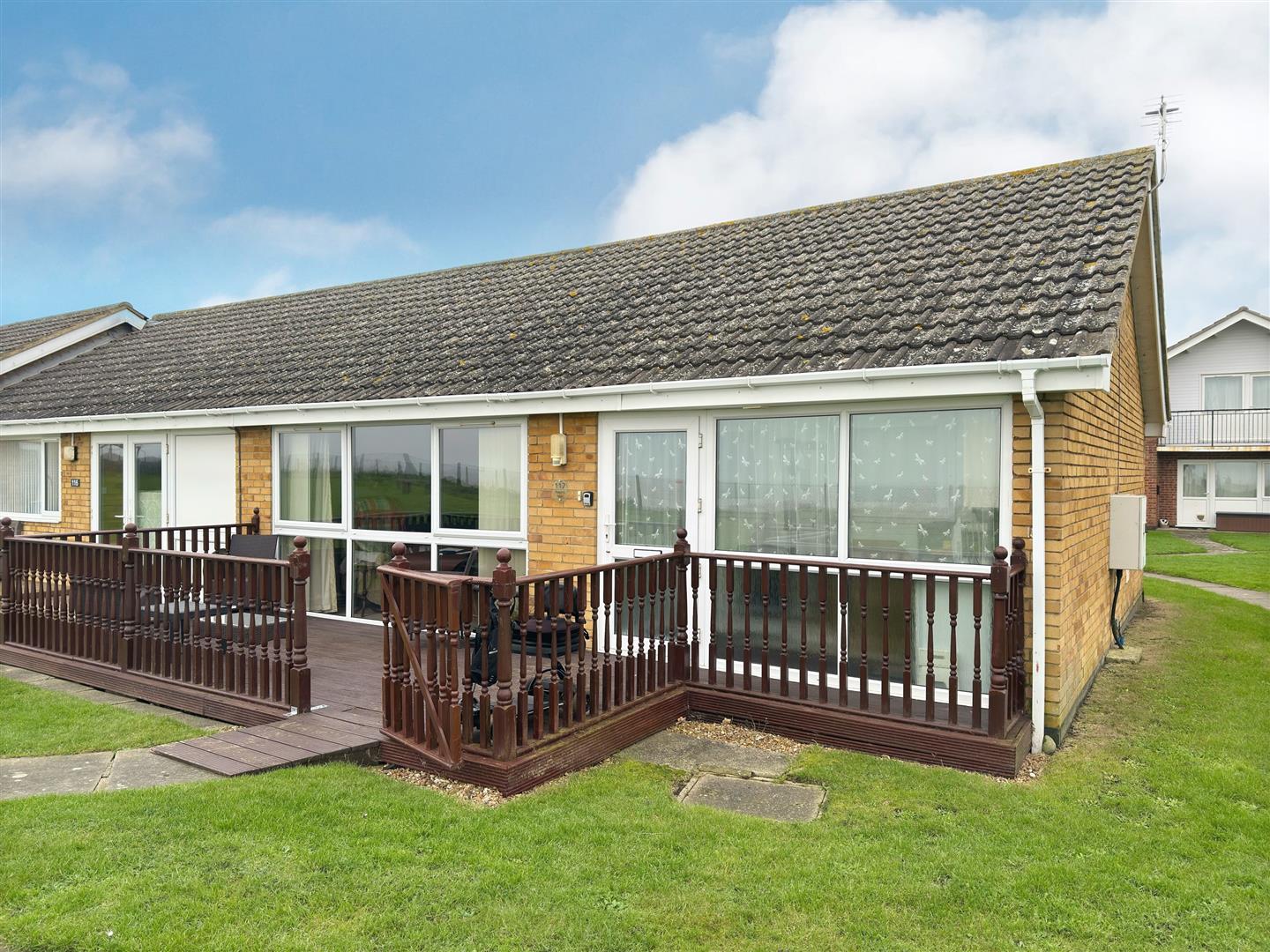 3-bed house on 117, Waterside Park, Lowestoft, £60,000