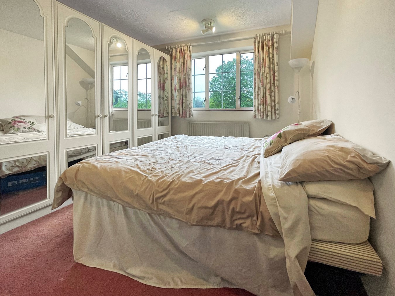 Photos of Elm Close, Amersham HP6 65163567 PrimeLocation